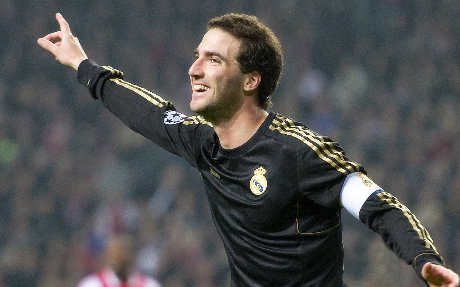 线上观赛狂潮：全球直播观众破纪录，线上直播比赛流程