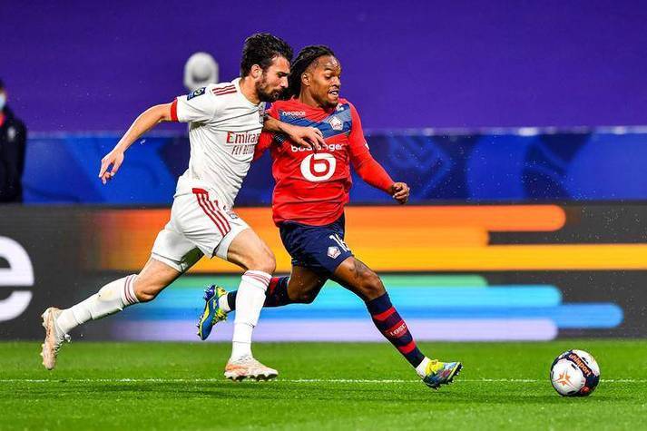 法甲联赛：“南特的策略调整让球队重焕生机”的简单介绍